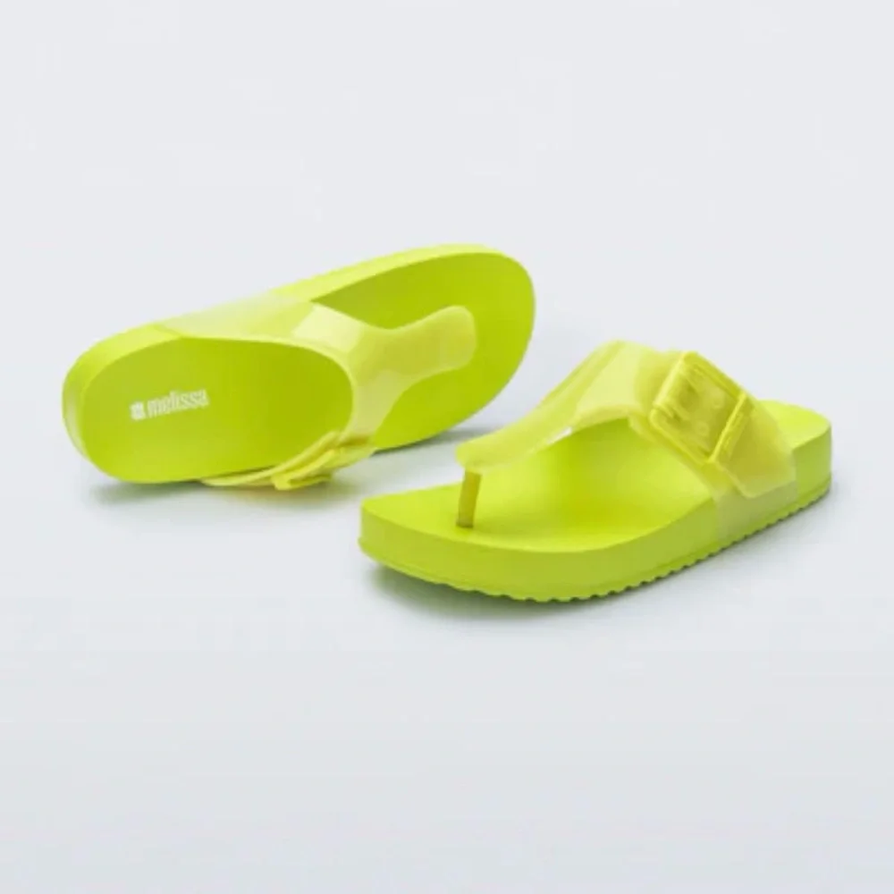 Melissa Green Sandals with Glossy Finish and Molded Footbed US 10 - Picture 5 of 7